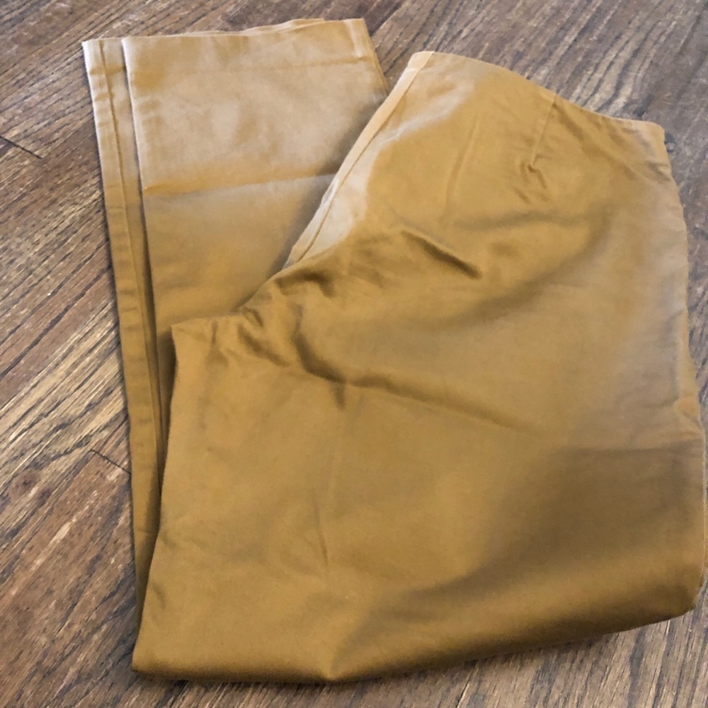Beautiful Capri length jcrew khakis size 8 - Picture 5 of 5